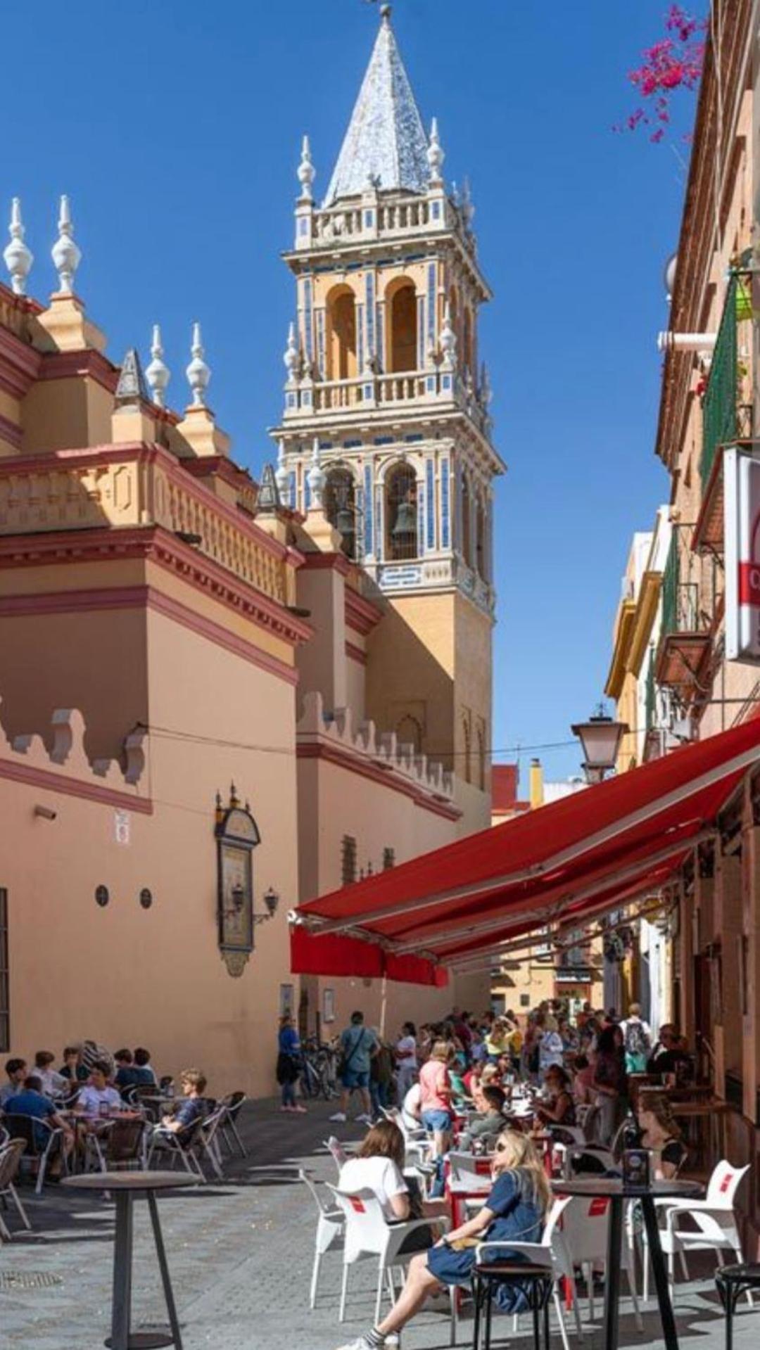 Ole Triana Apartment Seville Luaran gambar
