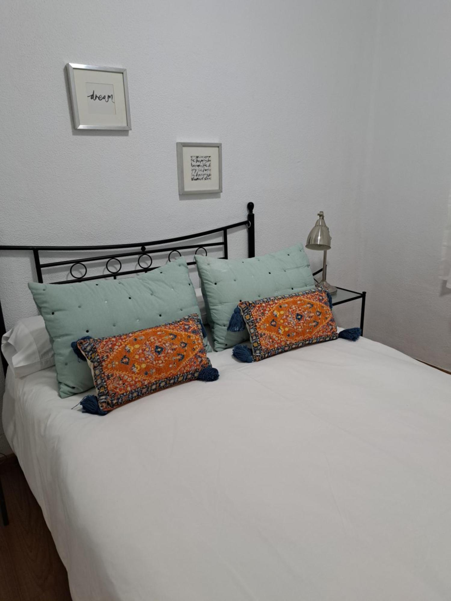 Ole Triana Apartment Seville Luaran gambar